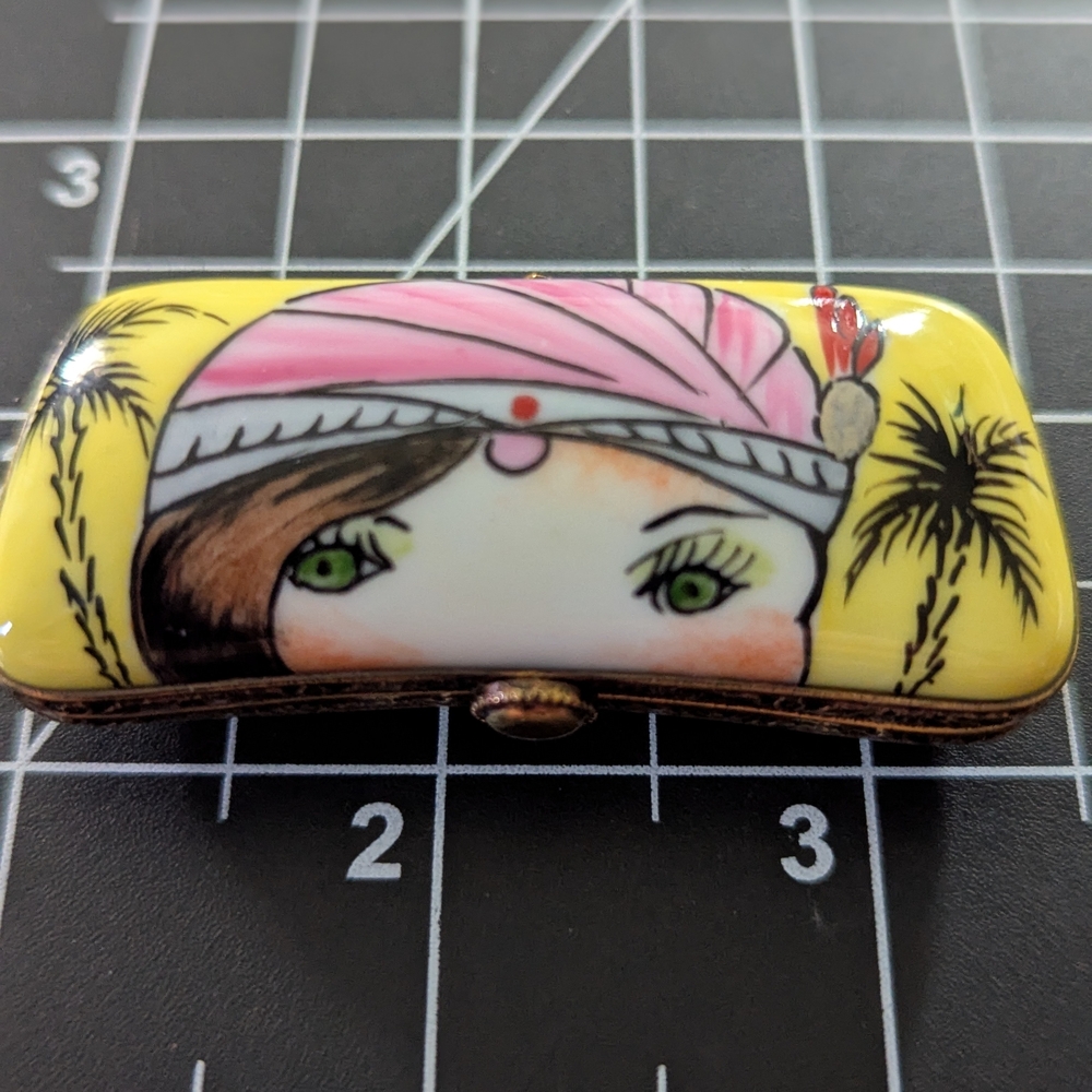 Handcrafted Yellow and Pink Jewelry Organizer
